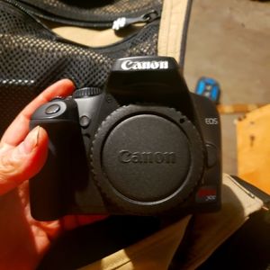 Canon camer eos xs